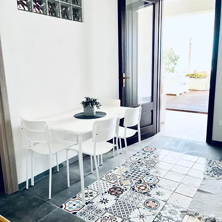 Casa Sulla 公寓 卡斯泰拉马莱